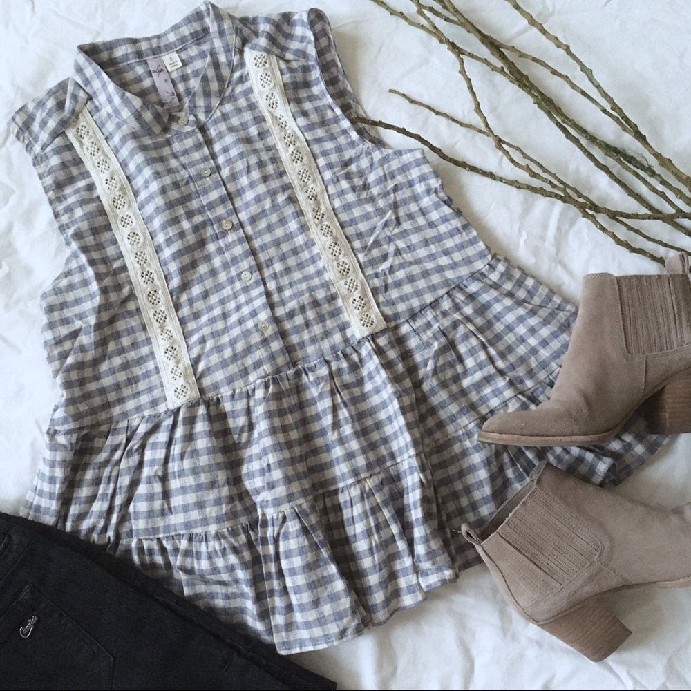 Cute Gingham Peplum Top